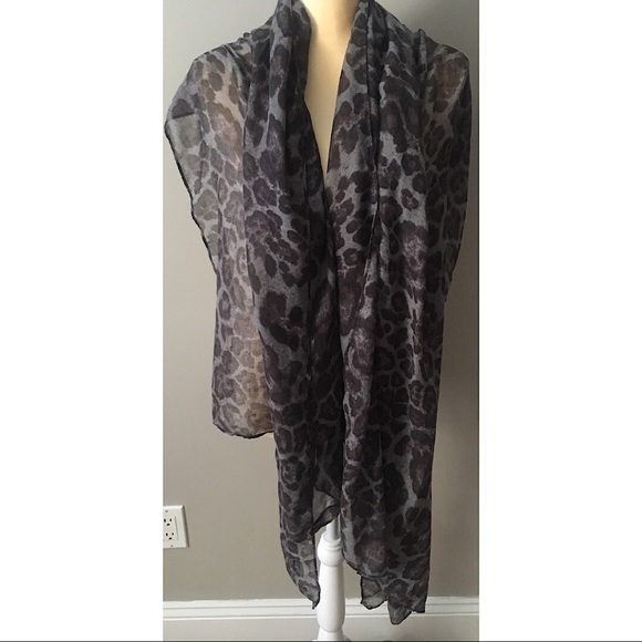 Leopard Print Shawl animal print - Picture 2 of 3